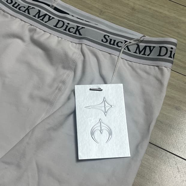 떠그클럽 화이트 드로즈