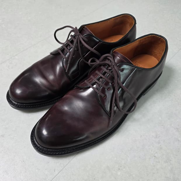 조셉트 로카도 코도반 버건디 290 팝니다