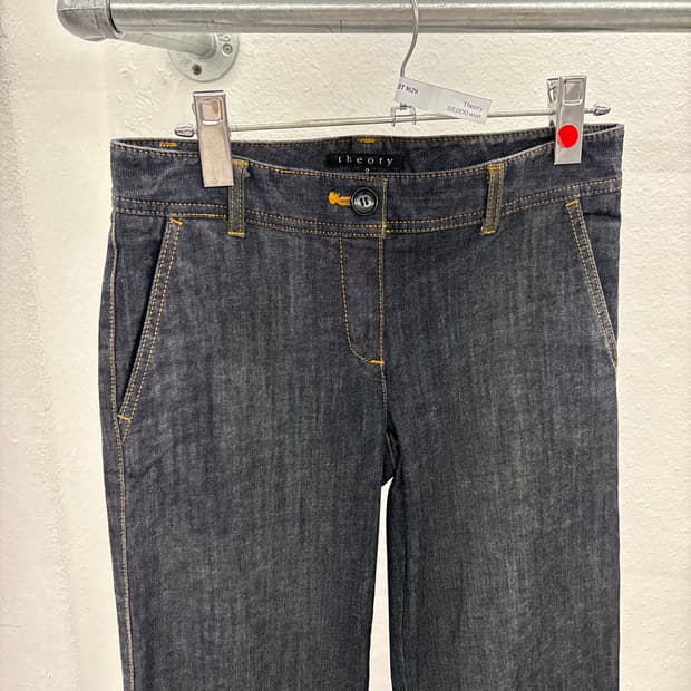 띠어리 흑청 스티치 9부 데님팬츠