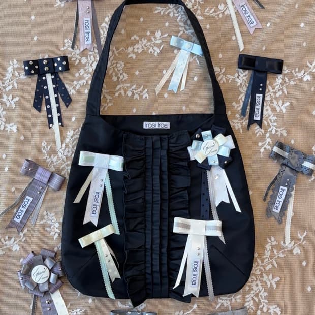 이로시이로아 (Irosi Isoa) 커튼프릴백 네이비