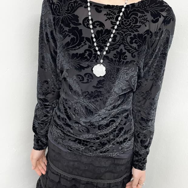 블랙 오리엔탈 페이즐리 탑