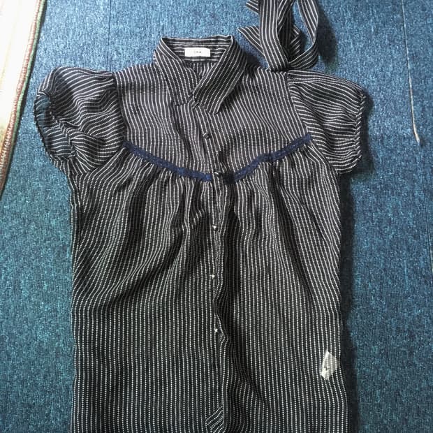 vintage navy blouse