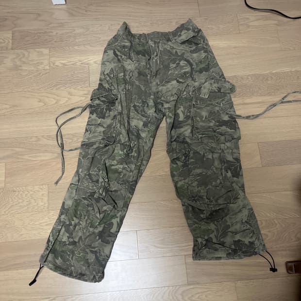 트릴리온 카고 팬츠 판매합니다