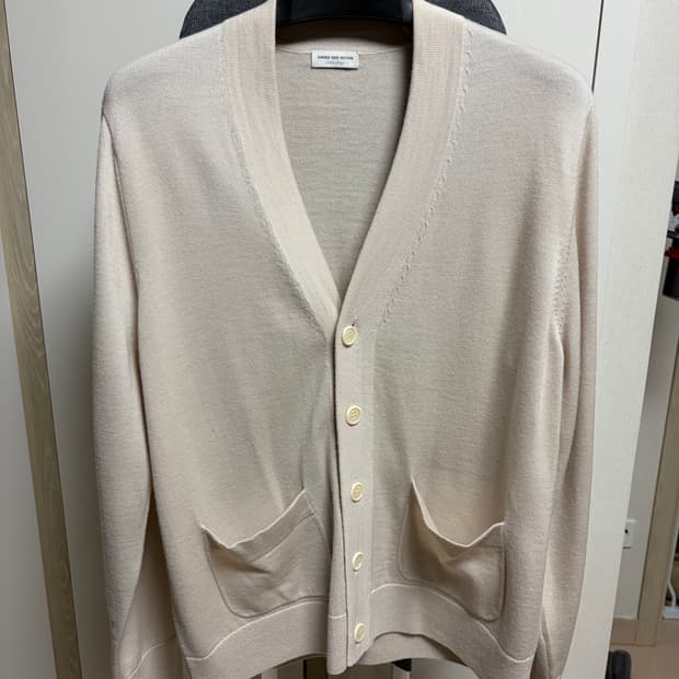 드리스반노튼 포켓 가디건