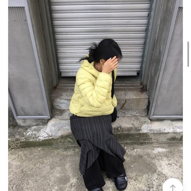 애프터먼데이 사선 스트라이프 스커트