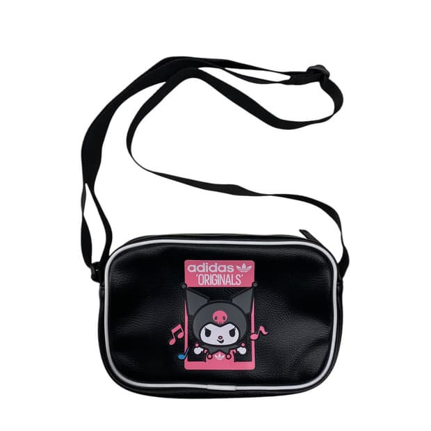 아디다스 오리지널 쿠로미 콜라보 크로스백