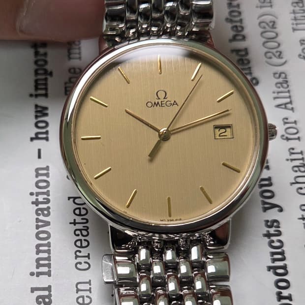 빈티지 오메가 드빌 동전쿼츠 세로판 다이얼 싱글데이트 쓰리침 ver.

