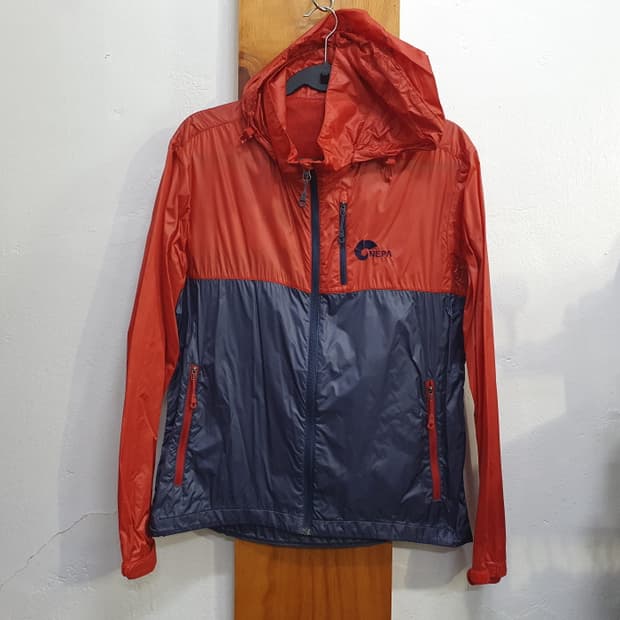 네파  후드 바람막이 자켓(95)