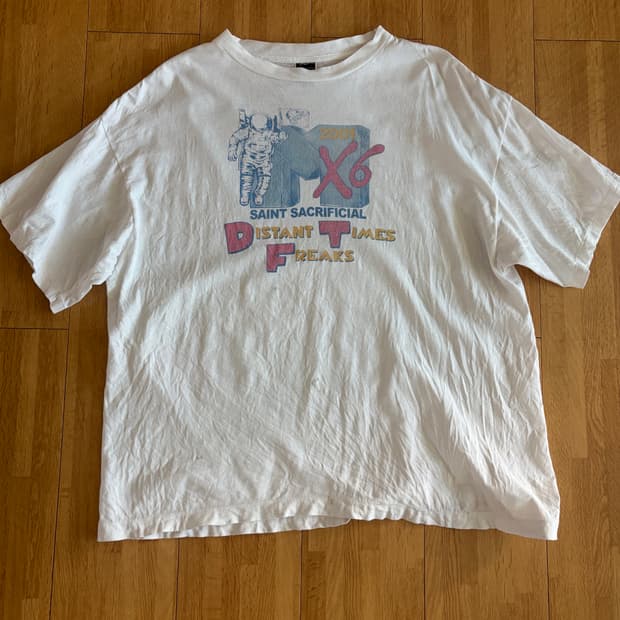 세인트미카엘 션우더스푼 콜라보 티셔츠 판매합니다