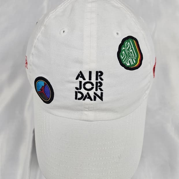 나이키조던헤리티지86캡