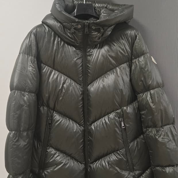 몽클레어 여성 패딩