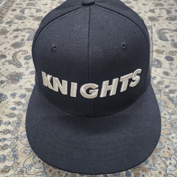(새상품) SK KNIGHTS 블랙 스냅백 F