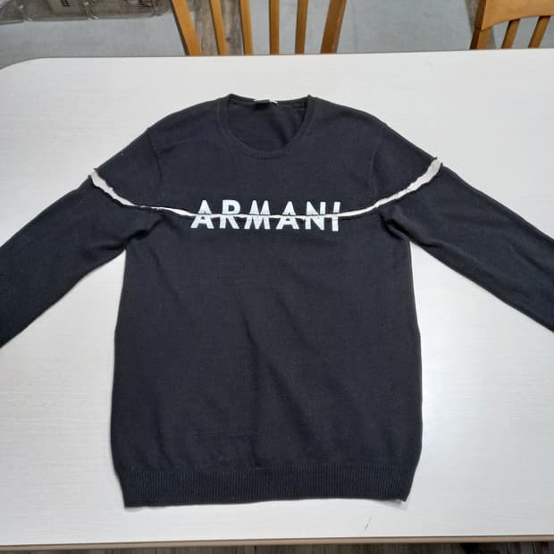 L100 A/X HongKong 라운드 스웻셔츠 블랙 L-688