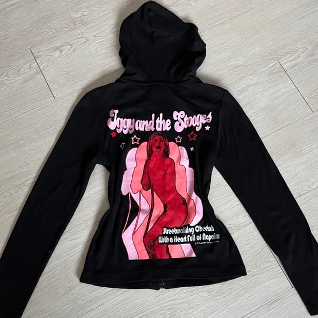 Sourpuss 스투지스 슬림핏후드집업