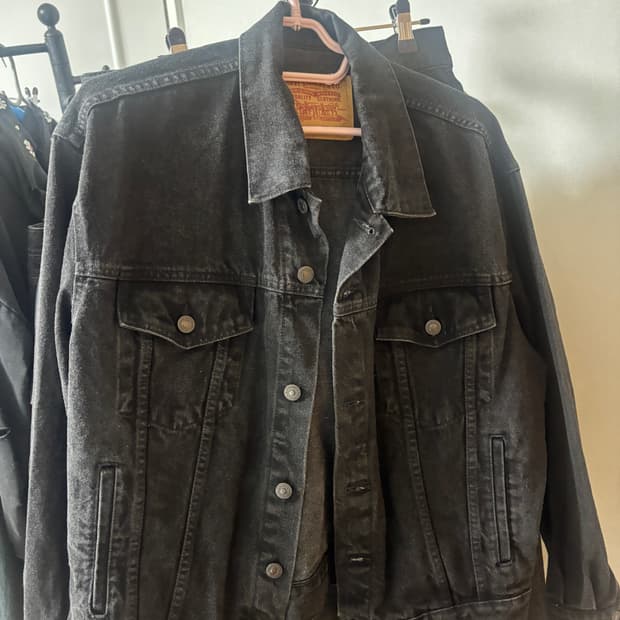 리바이스 빈티지 흑청 트러커