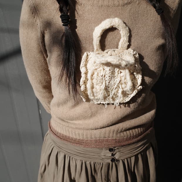 Hand bag crocheted back button knit top