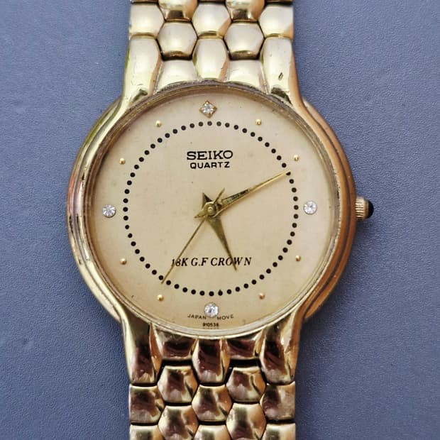 세이코 빈티지 쿼츠 드레스 워치