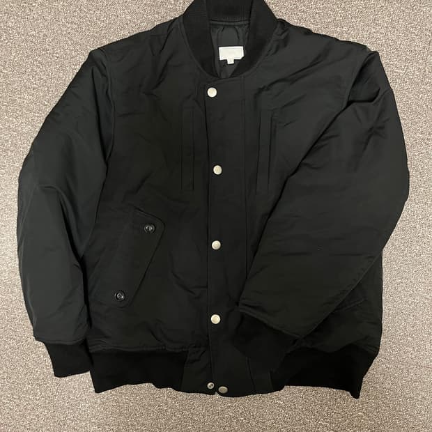 Homly bomber jacket 2 사이즈