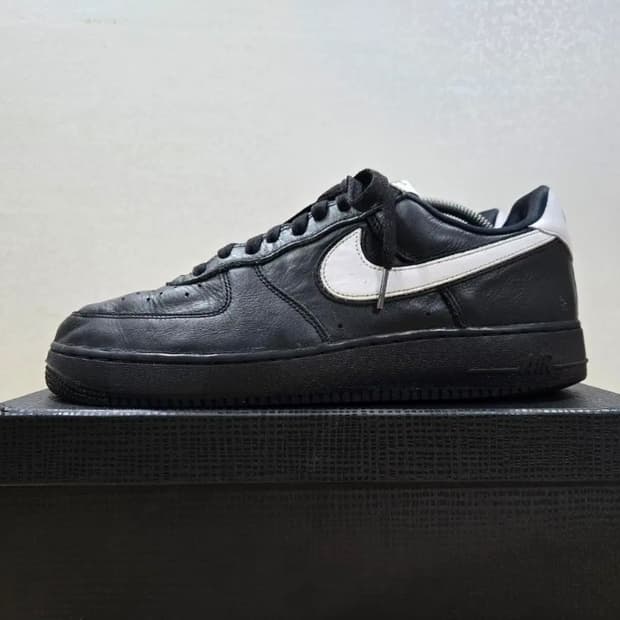 에어포스1 검흰 로우 285