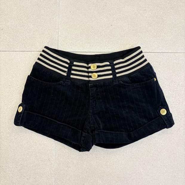 벨벳 스트라이프 숏팬츠