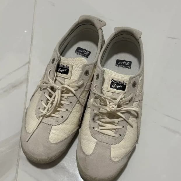 오니츠카타이거 멕시코66 sd 크림버치 240mm