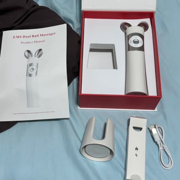 [ 나무팩토리 ] EMS 브이쎄라 얼굴 마사지기