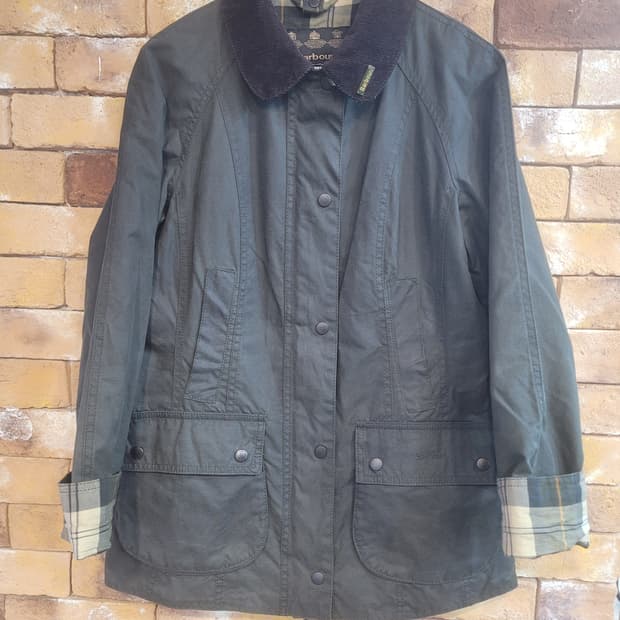 바버 비드넬 왁스 자켓 UK8 세이지