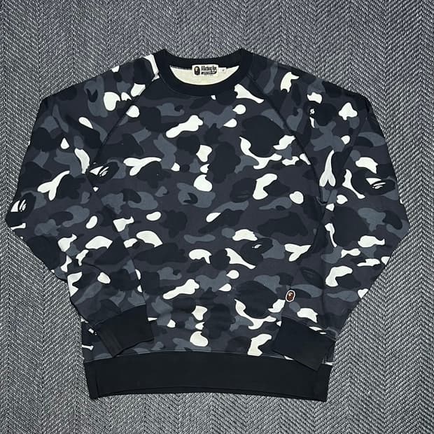 BAPE 베이프 맨투맨
