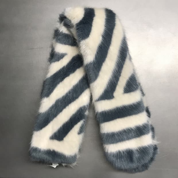 쉬림프스 퍼 머플러