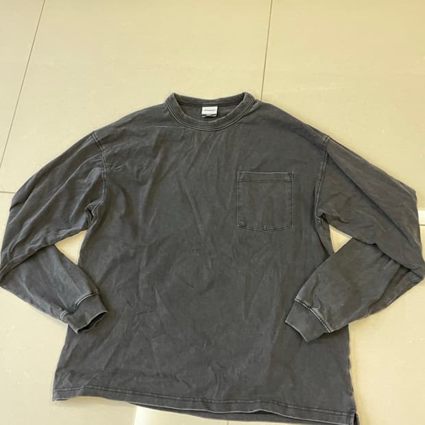 아웃스탠딩 맨투맨