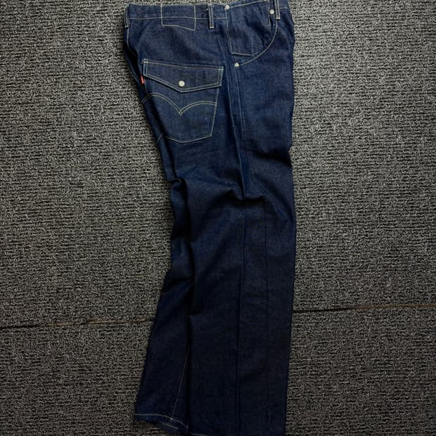 리바이스 엔지니어드진 와이드 생지 커브드 데님 팬츠 1415