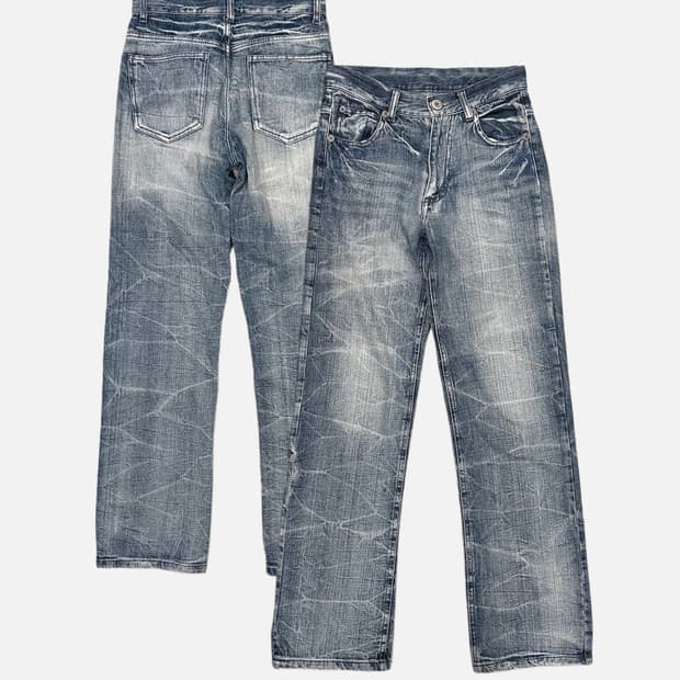 wrinkle fade straight jean