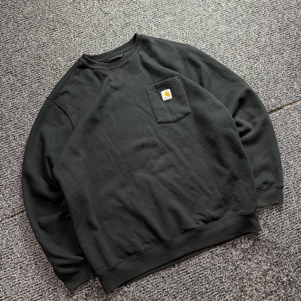 칼하트 해비코튼 크루넥 포켓 스웻 셔츠 블랙 2605