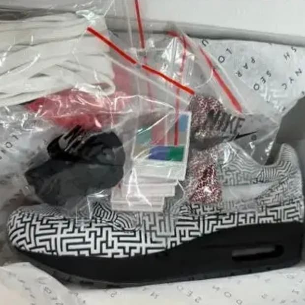 나이키 에어맥스1 도쿄메이즈 235