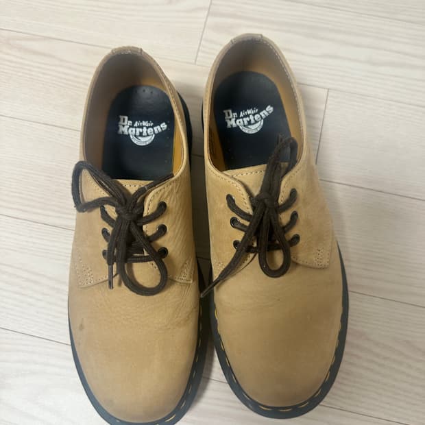 닥터마틴 누벅 260