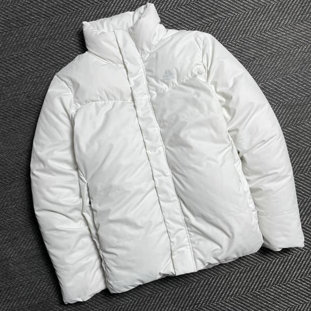 00s 나이키 ACG 구스다운 푸퍼 패딩 화이트y 5378