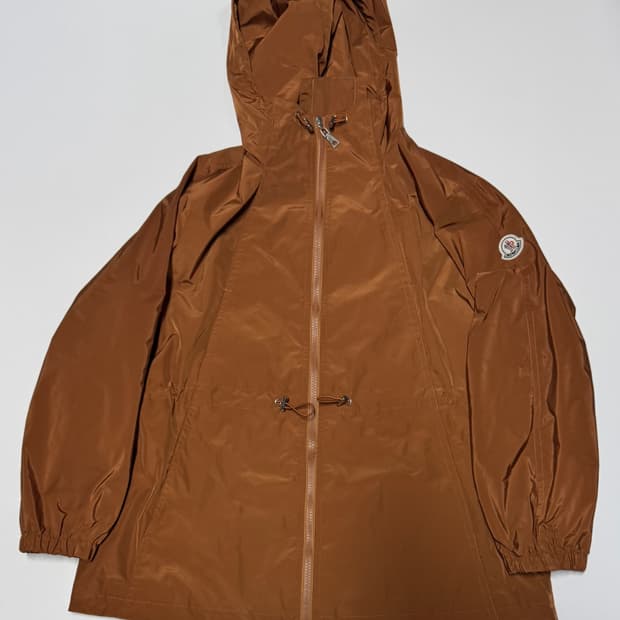 여성 몽클레어 커스텀 리메이크 바람막이 자켓