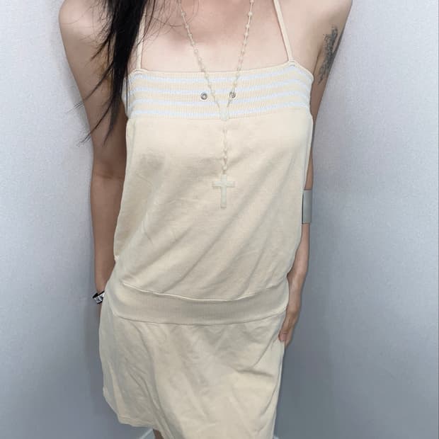 Halterneck line Dress