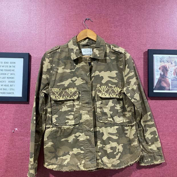 Bershka 버쉬카 카모 자켓 L