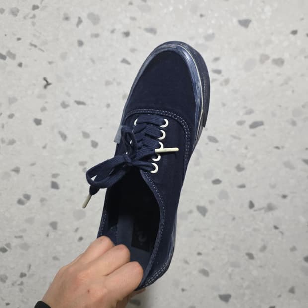 반스 어센틱 리이슈 딥 다이 드레스 블루