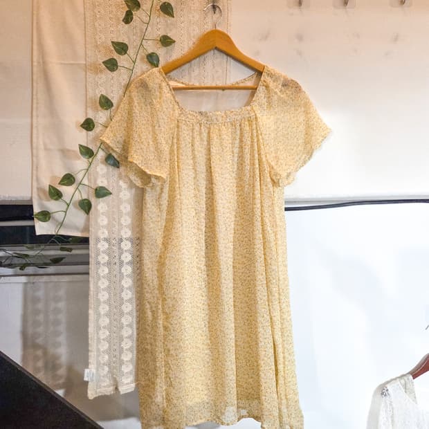 잔꽃 반팔 원피스