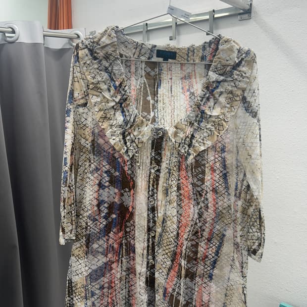 에스카다 스네이크스킨패턴 블라우스