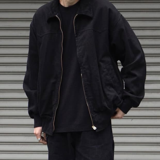코모리 블랙드릴 지퍼자켓