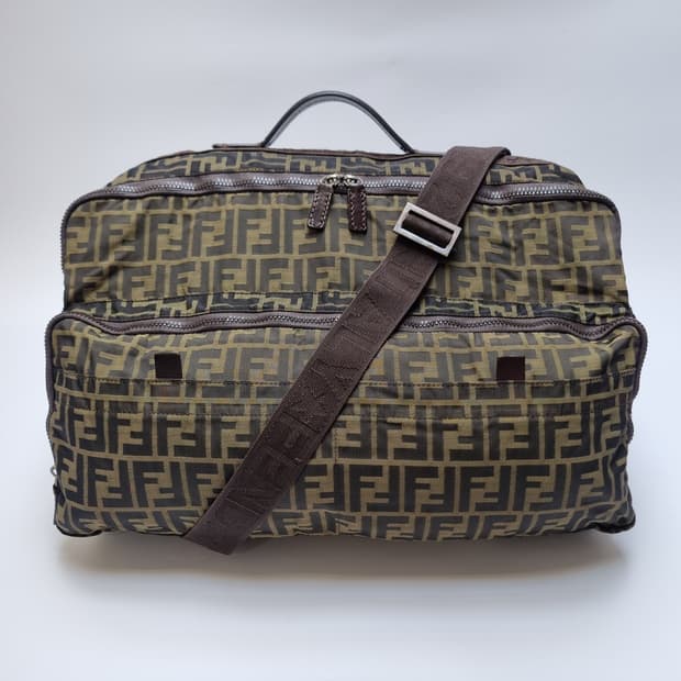 펜디 주카 2WAY 보스턴백 남여공용 (상급, 골프백, 여행가방)