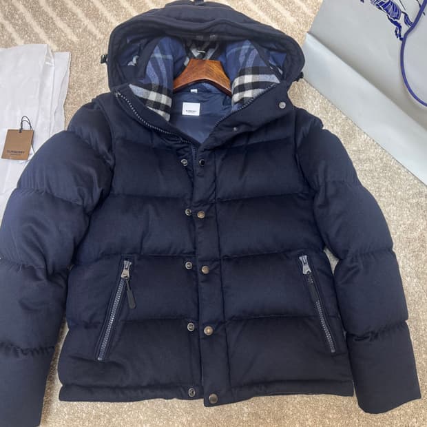 정품 버버리 패딩 자켓 캐시미어 새것