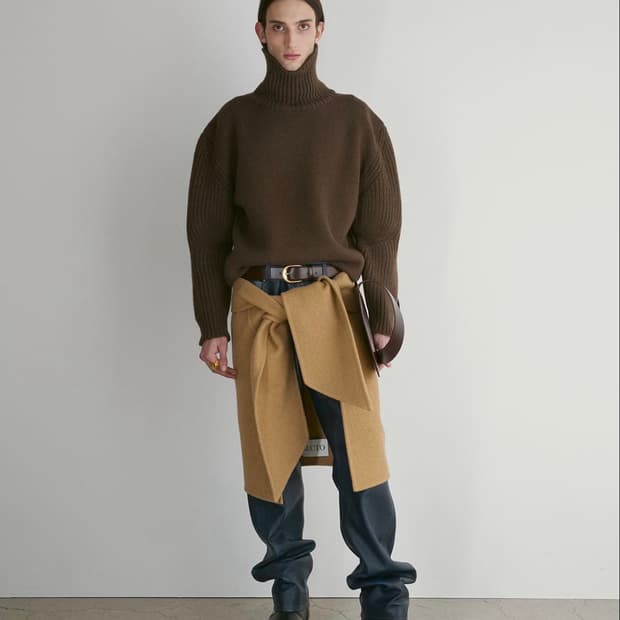 렉토 24F/W 오버핏 터틀넥 스웨터 니트 카키 브라운