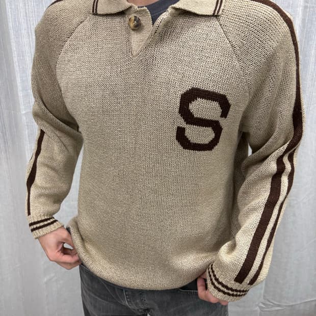 빈티지 클래식 S 레터 카라 니트 Knit