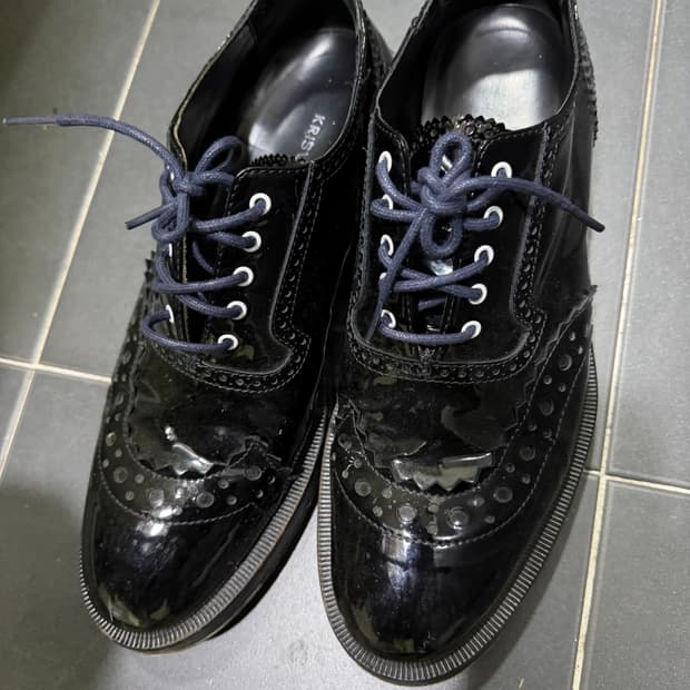 크리스반아쉐 구두