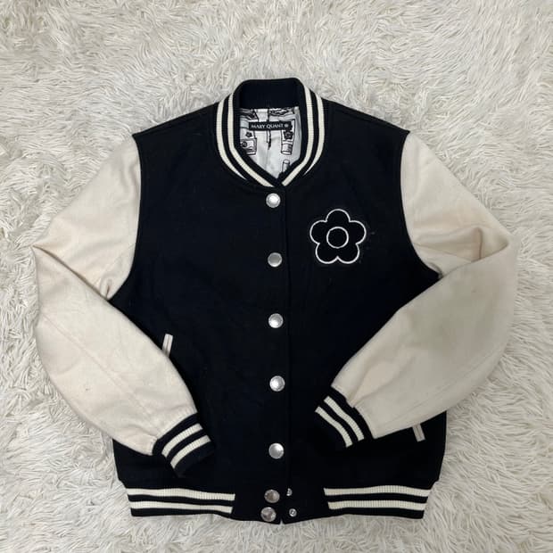 Mary quant 바시티 자켓