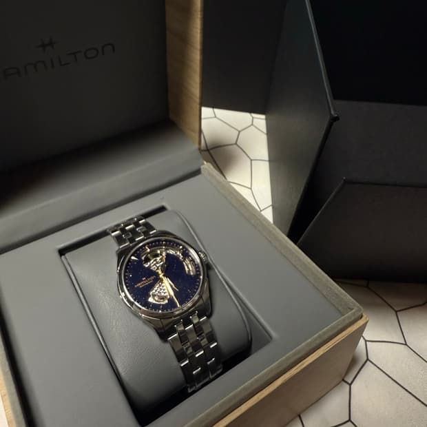 해밀턴 재즈마스터 신상! 36m오픈하트 미드나잇블루